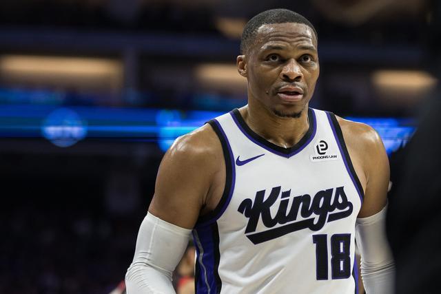 37岁威少表态愿留守国王，但有个前提！场均15+6的老将何去何从