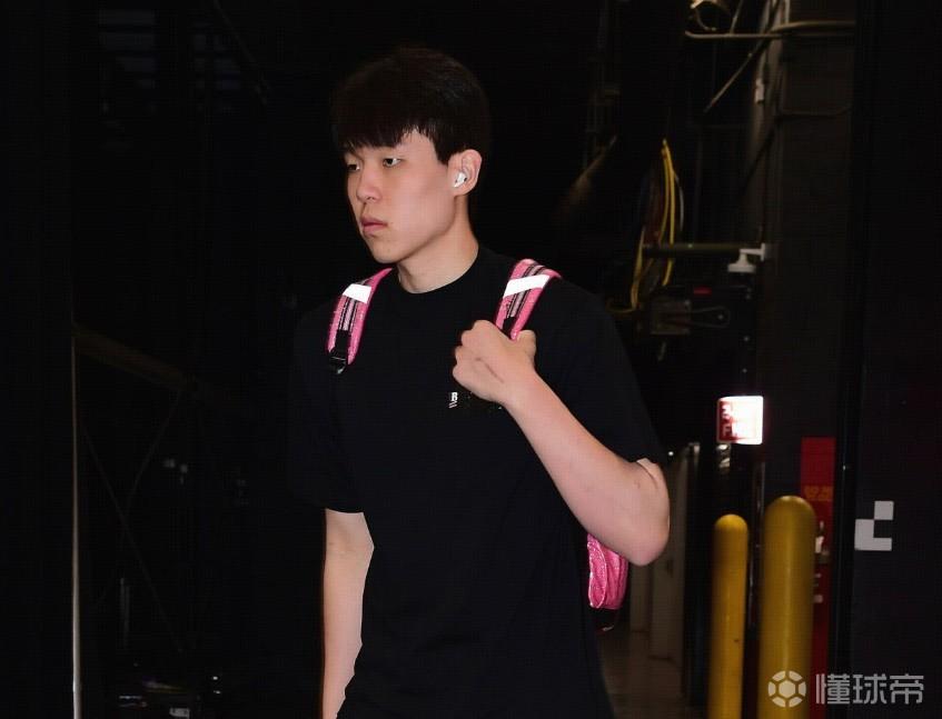 打完你的打你的，杨瀚森再次进入季后赛，此前率领混音进8强